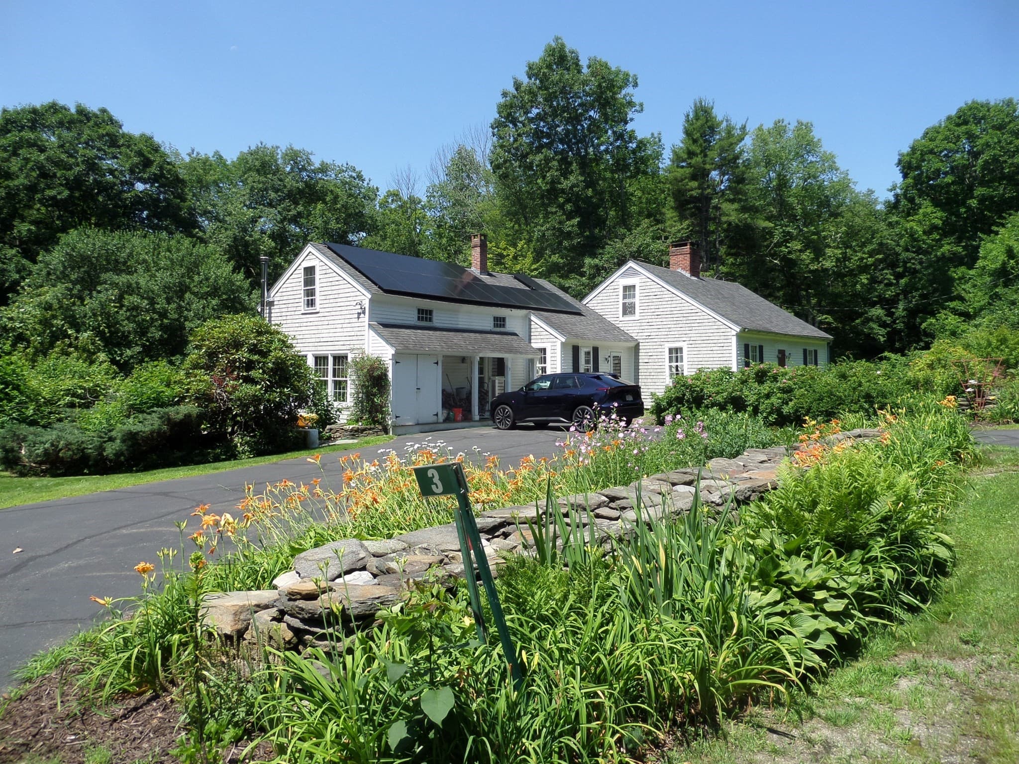 3 Stage Rd, Chesterfield MA 01096
