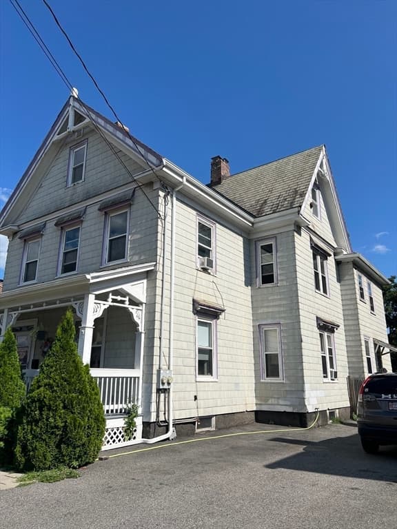 2 Family - 2 Units Up/Down at 1138 Adams St, Boston MA 02124, Boston, photo 12 of 26