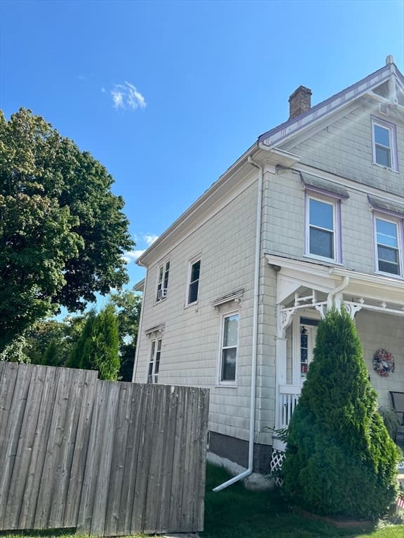 2 Family - 2 Units Up/Down at 1138 Adams St, Boston MA 02124, Boston, photo 15 of 26