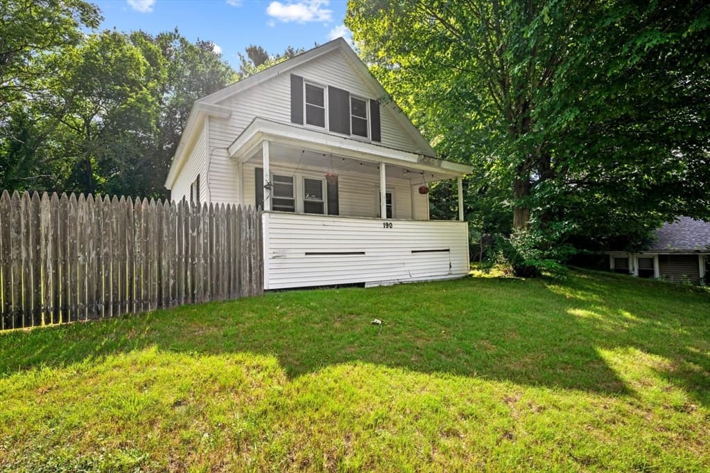 190 Main Street, Oxford MA 01540 photo 3