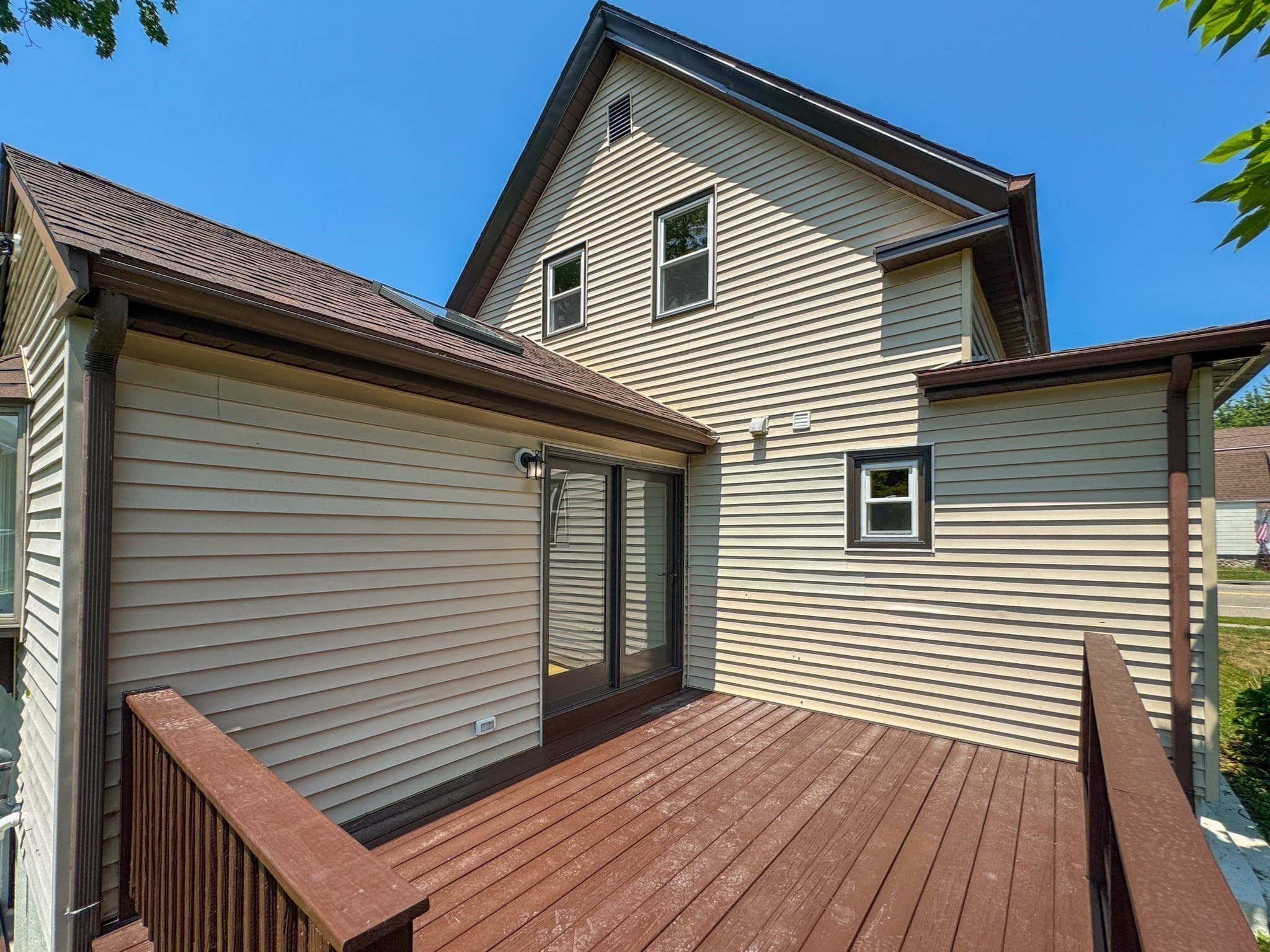 Single Family Residence at 200 Temple St, Whitman MA 02382, photo 4 of 30