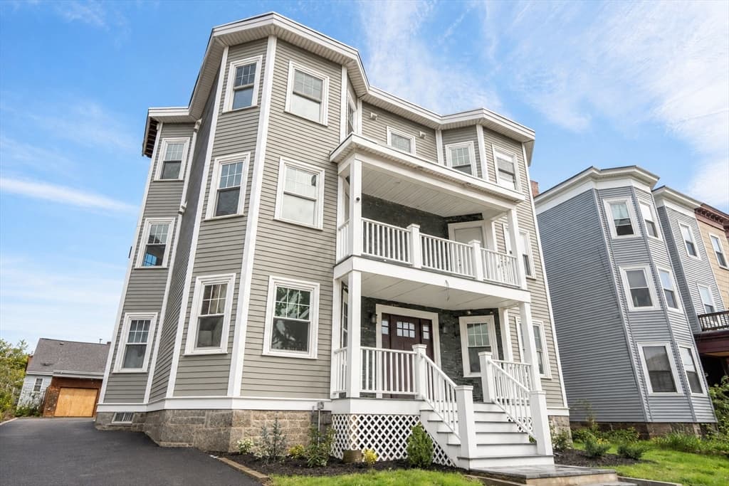 679 Columbia Road # 3, Boston MA 02125