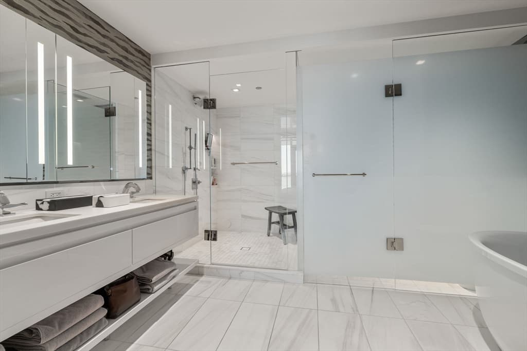 150 Seaport Blvd. # 10E, Boston MA 02210 photo 17