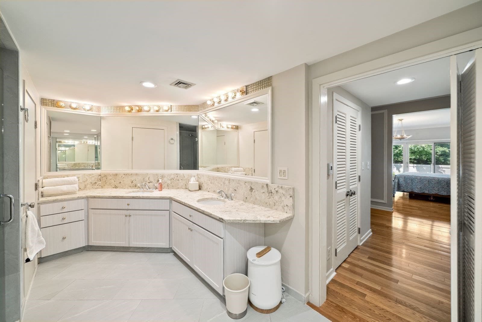 Condominium at 85 Algonquin Road # 85, Newton MA 02467, Newton, photo 28 of 42