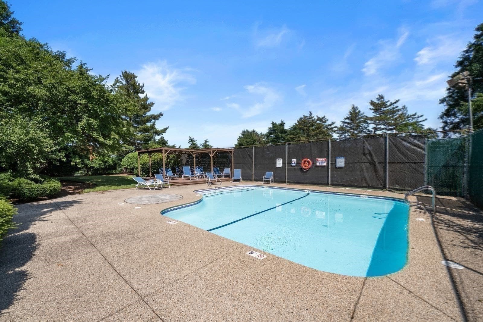 Condominium at 85 Algonquin Road # 85, Newton MA 02467, Newton, photo 40 of 42