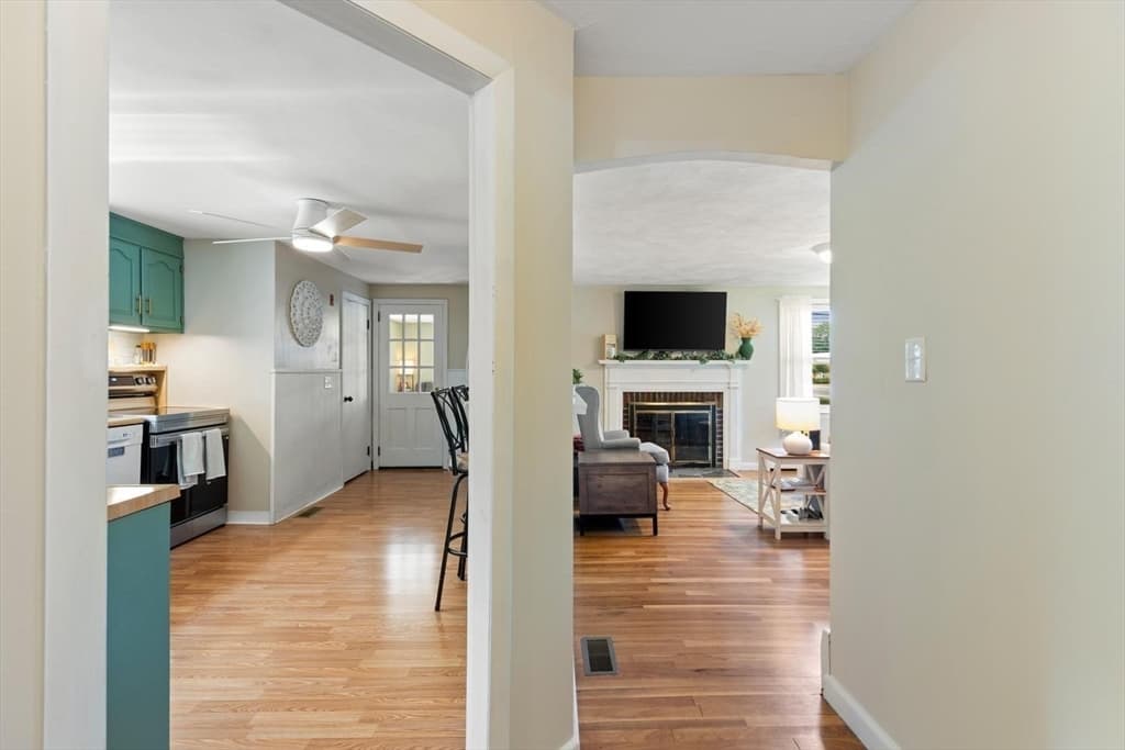 1569 Main St, Tewksbury MA 01876 photo 14