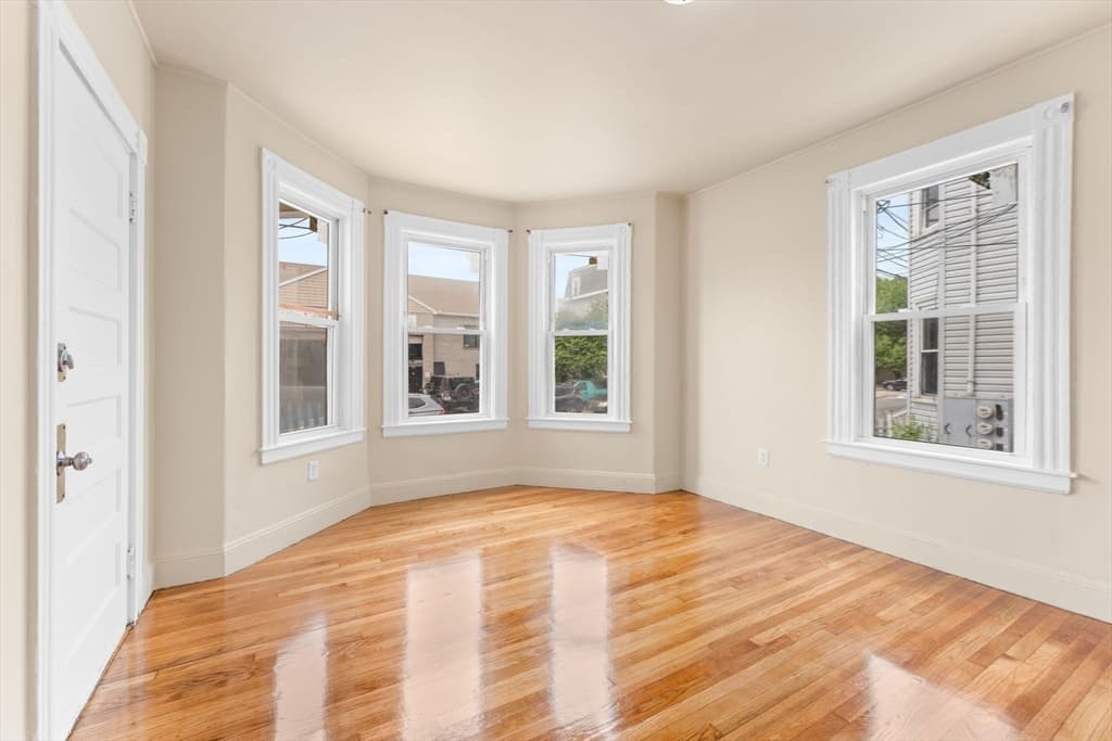 60 Commercial St, Lynn MA 01905 photo 9
