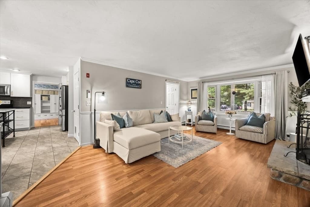 758 King St, Raynham MA 02767 photo 8