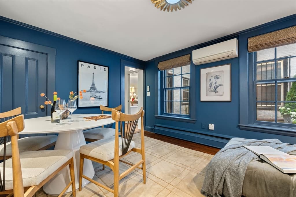 Condominium at 21 Walnut # M, Boston MA 02108, photo 7 of 21