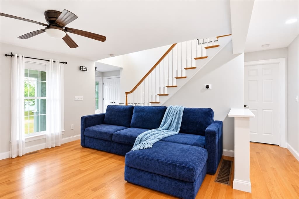 760 Liberty St, Braintree MA 02184 photo 5