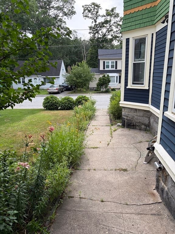 294 Wentworth Ave, Lowell MA 01852 photo 39