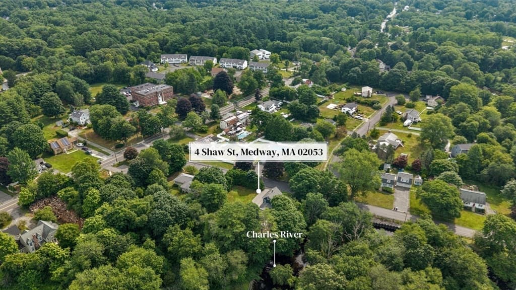 4 Shaw St, Medway MA 02053 photo 4