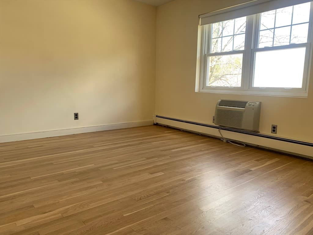 145 Emerson Gardens Rd # 145, Lexington MA 02420 photo 5