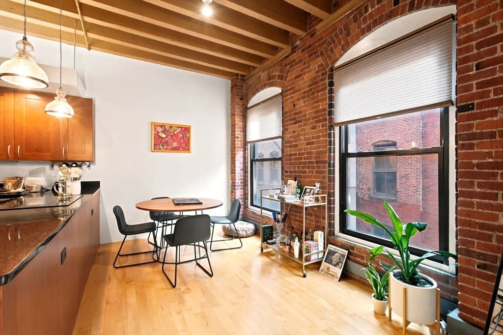 Condominium at 111 Beach St # 3B, Boston MA 02111, Boston, photo 17 of 32