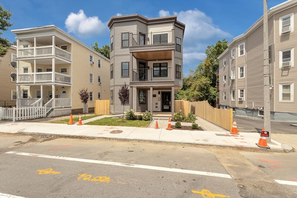 3915 Washington Street, Boston MA 02131 photo 26