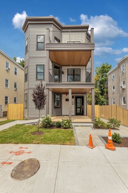 3915 Washington Street, Boston MA 02131