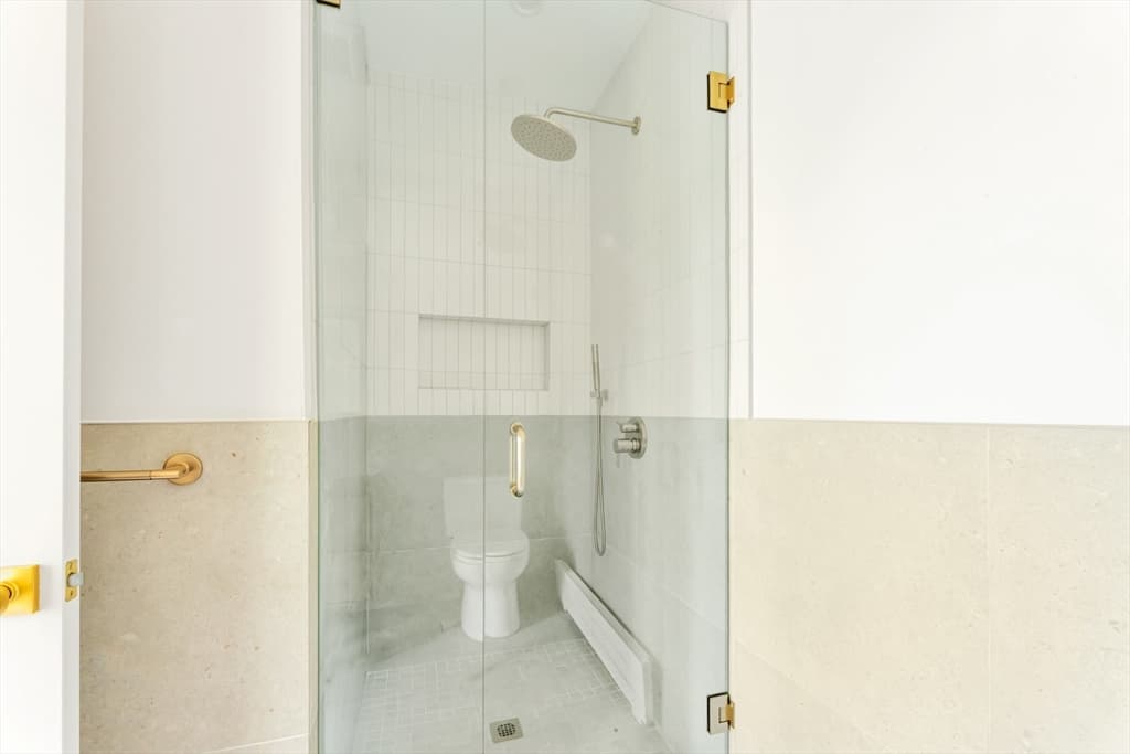 3915 Washington Street, Boston MA 02131 photo 21