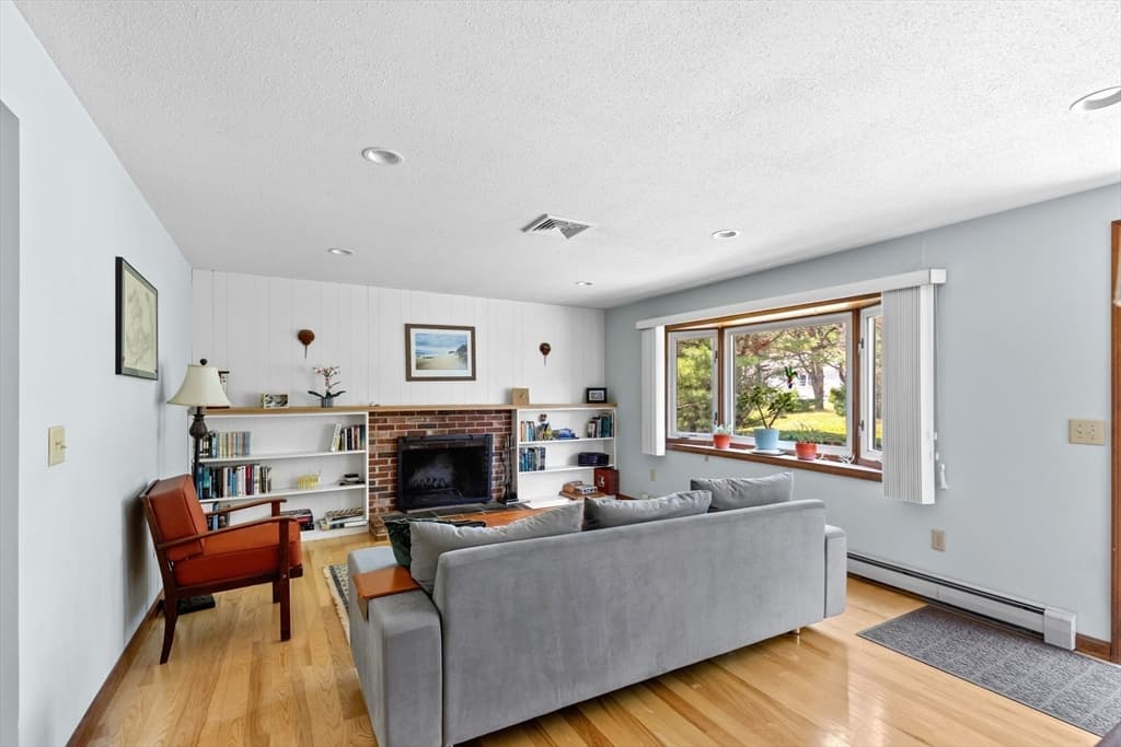 90 Village Ln, Wellfleet MA 02667 photo 6