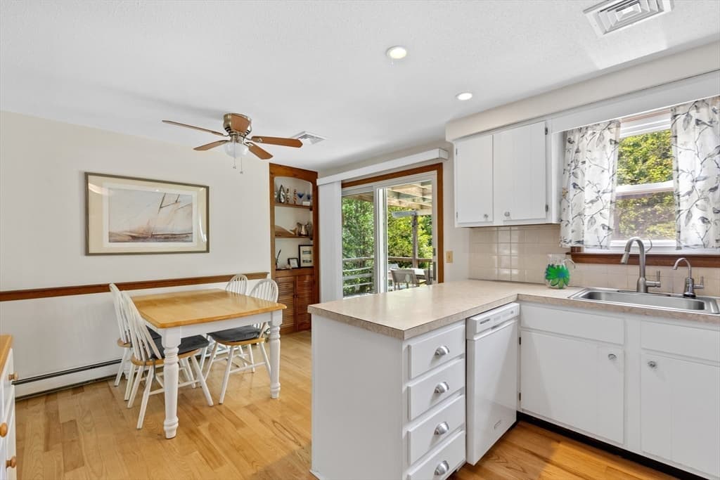 90 Village Ln, Wellfleet MA 02667 photo 10