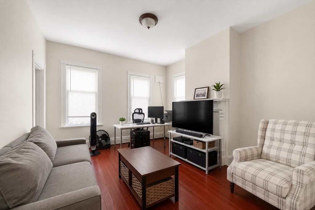 3 Family at 48 H Street, Boston MA 02127, Boston, photo 9 of 19