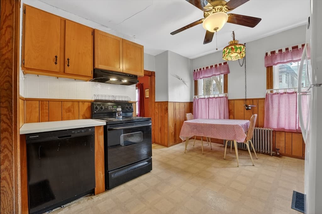 326 Summer St, Somerville MA 02144 photo 18