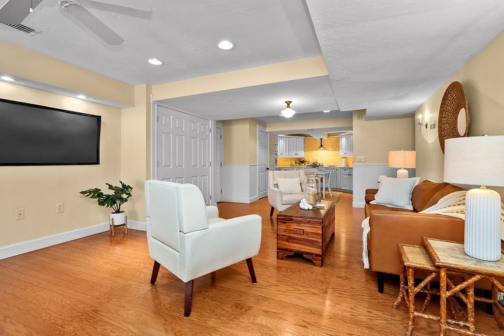 2 Country Way, Hopkinton MA 01748 photo 32