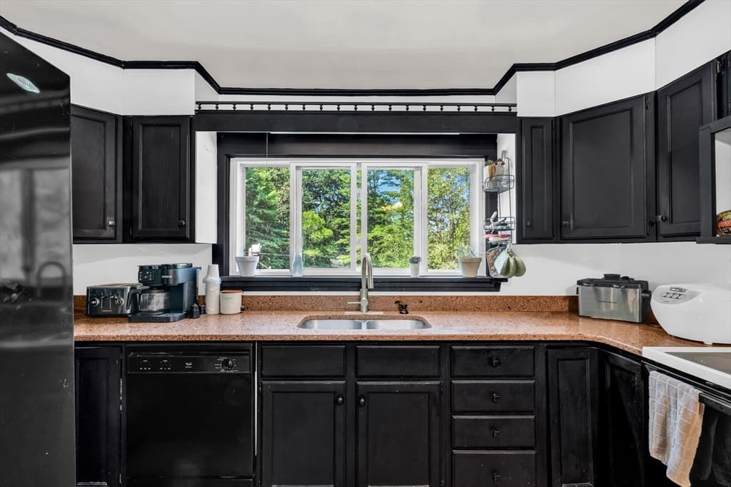 401 Petersham Road, Athol MA 01331 photo 4