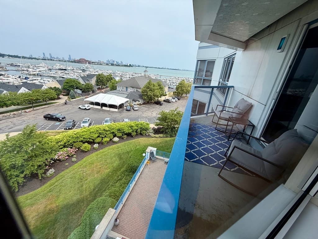 2001 Marina Dr # 410, Quincy MA 02171 photo 7