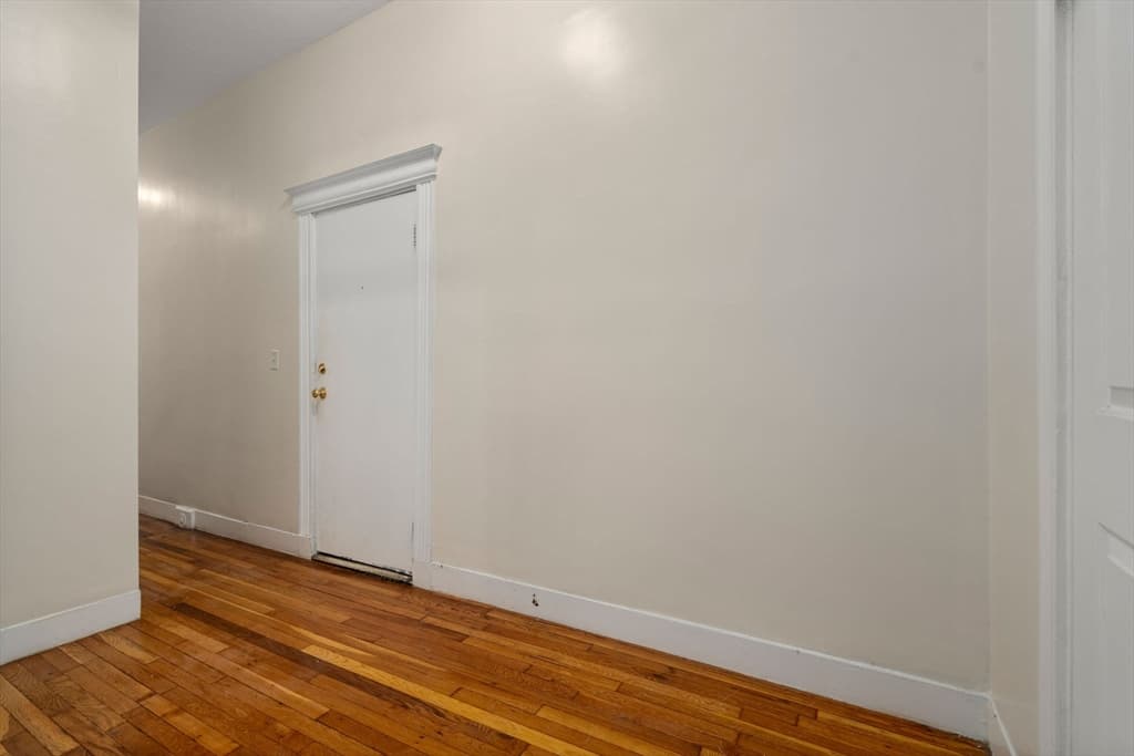 Condominium at 1109 Boylston St # 4, Boston MA 02215, Boston, photo 9 of 24