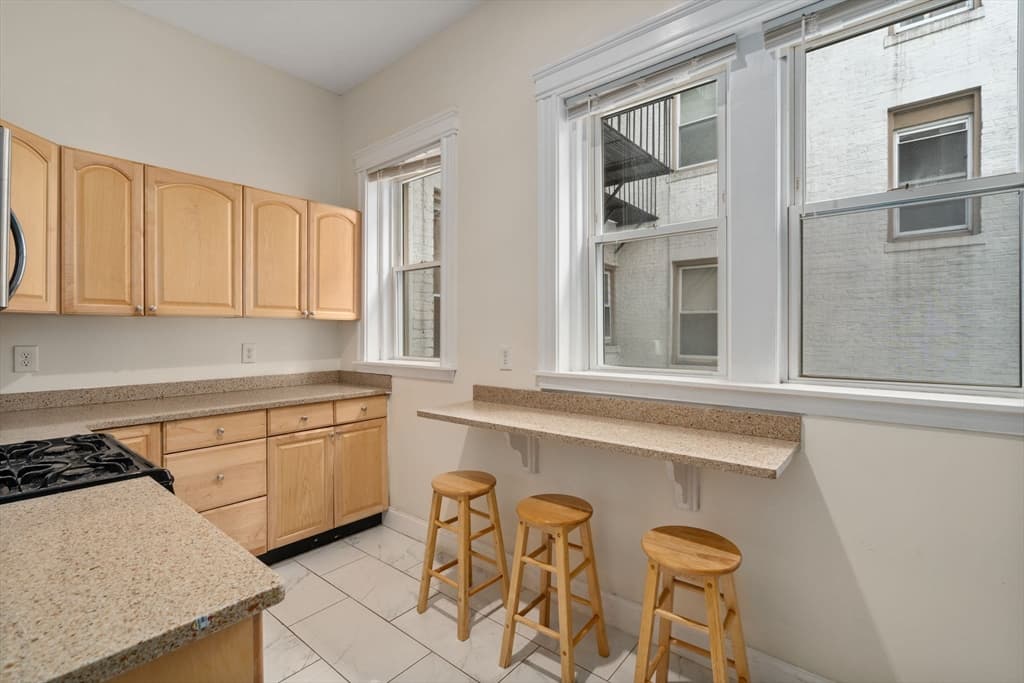 Condominium at 1109 Boylston St # 4, Boston MA 02215, Boston, photo 14 of 24