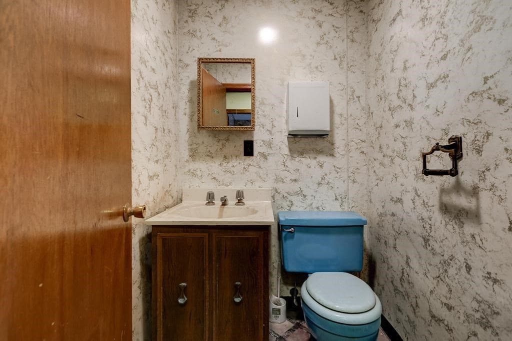 64-74 Bates Ave, Quincy MA 02169 photo 30