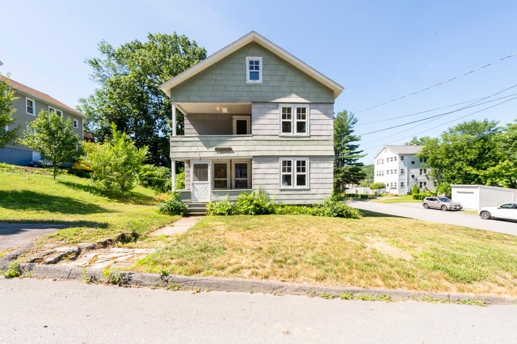 17 Hunnewell Rd, Worcester MA 01606 photo 3