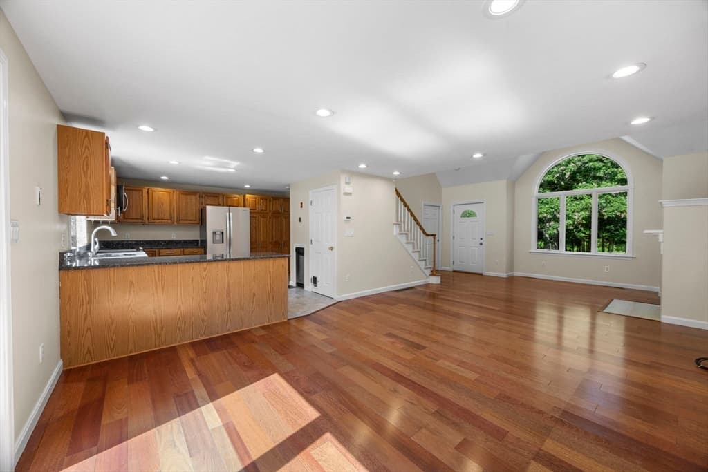 12 S Sandwich Rd, Sandwich MA 02563 photo 8