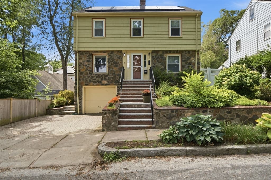 12 Chester St, Arlington MA 02476