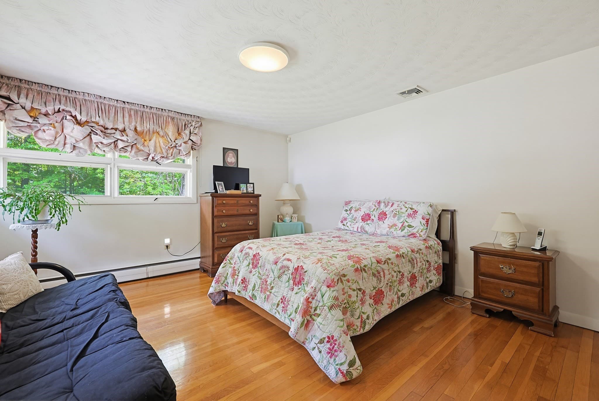 Single Family Residence at 251 Millbury St, Auburn MA 01501, Auburn, photo 21 of 42
