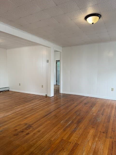 Single Family Residence at 58 Forest St, Fall River MA 02721, photo 4 of 19