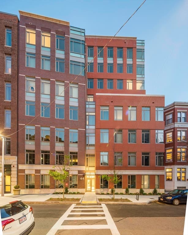 43 Westland Ave # 712, Boston MA 02115