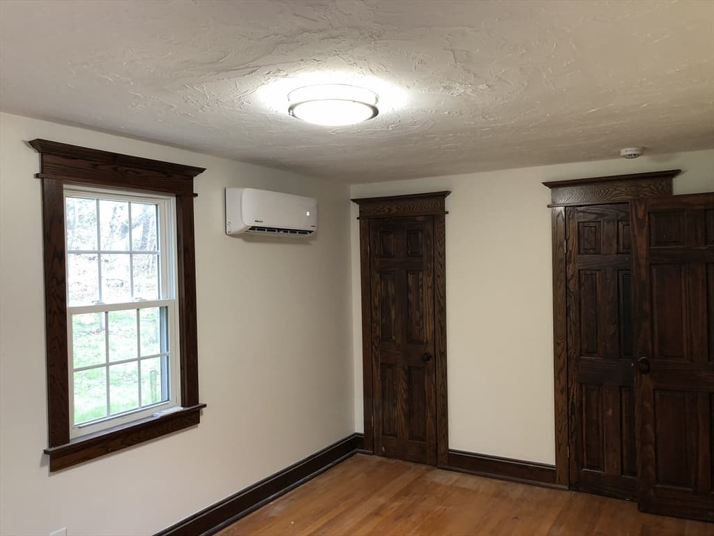 Single Family Residence at 132 Main St, Rutland MA 01543, Rutland, photo 7 of 13