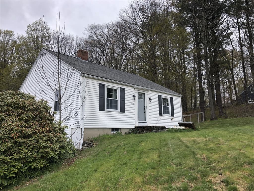 132 Main St, Rutland MA 01543