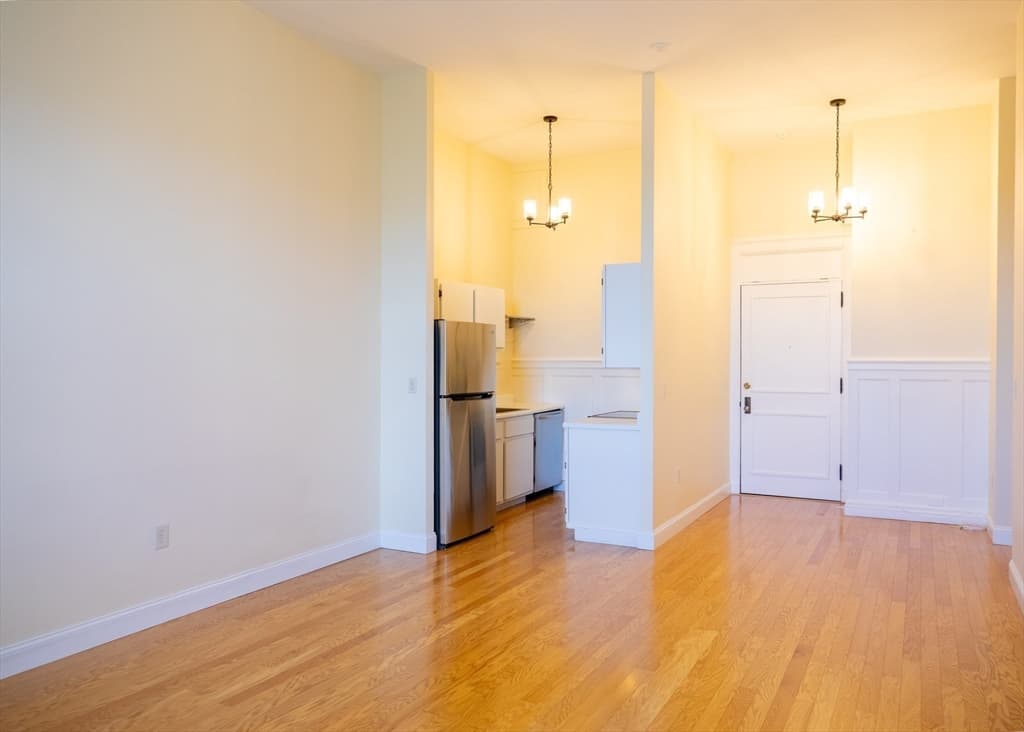 Condominium at 16 Balmoral Street # 417, Andover MA 01810, Andover, photo 6 of 20
