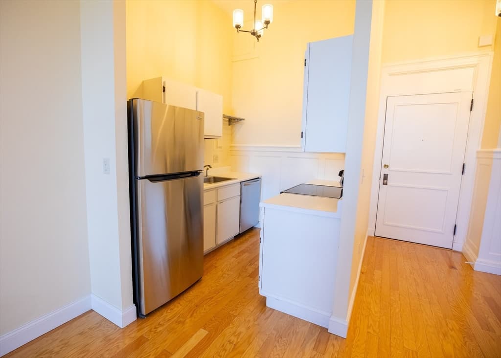 Condominium at 16 Balmoral Street # 417, Andover MA 01810, Andover, photo 7 of 20