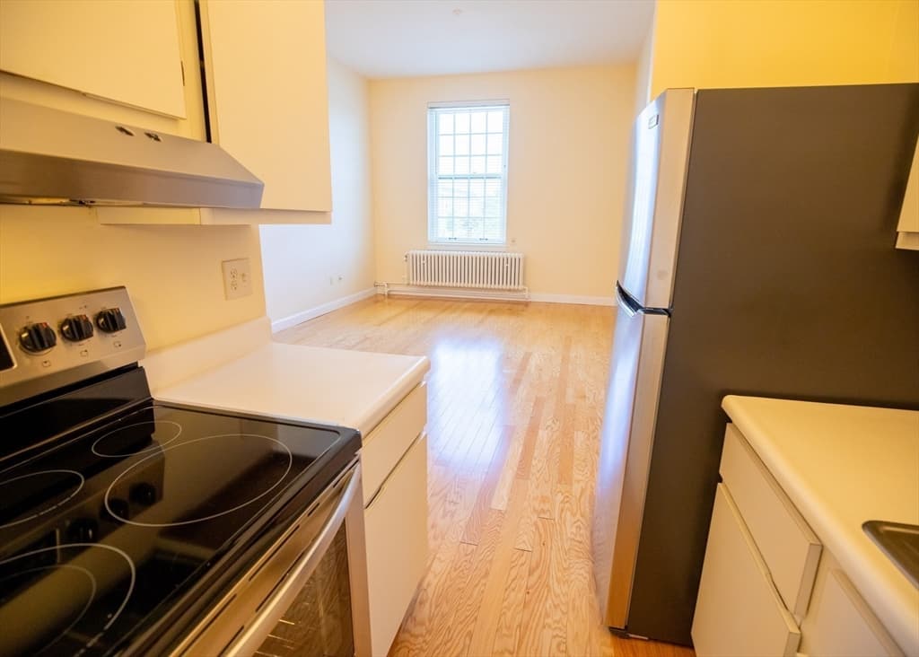Condominium at 16 Balmoral Street # 417, Andover MA 01810, Andover, photo 8 of 20
