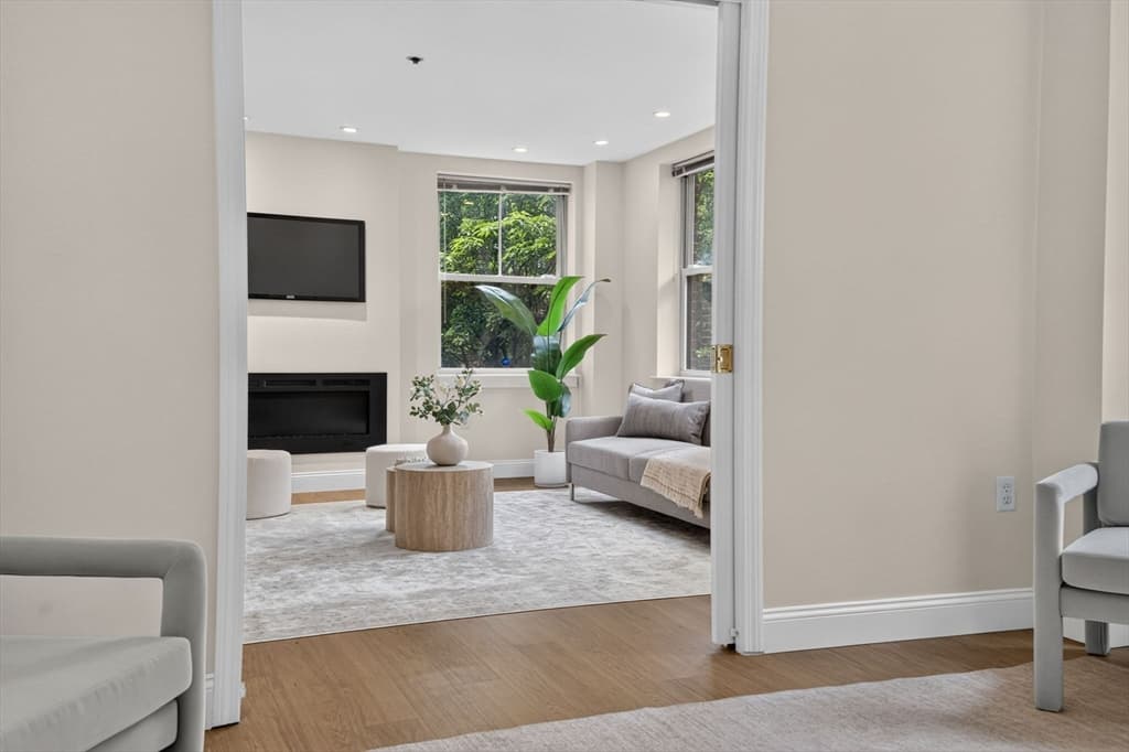 Stock Cooperative at 150 Staniford St # 331, Boston MA 02114, Boston, photo 9 of 25
