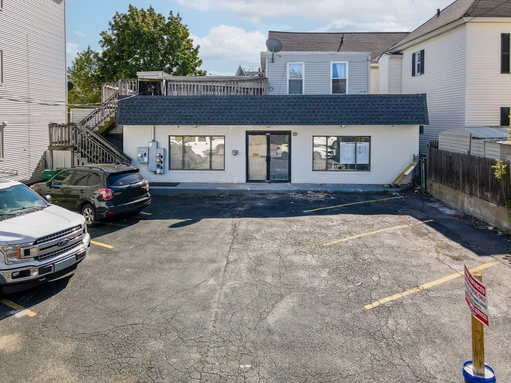 230 Cumberland Road, Lowell MA 01850 photo 3