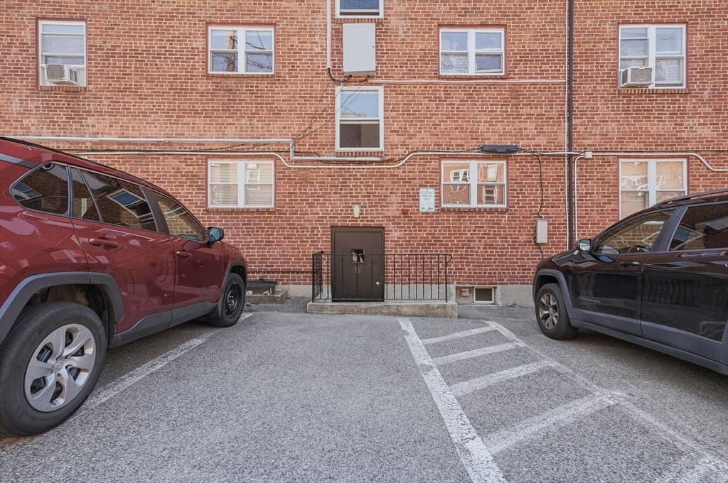 Condominium at 49 Colborne Road # B1, Boston MA 02135, Boston, photo 14 of 16