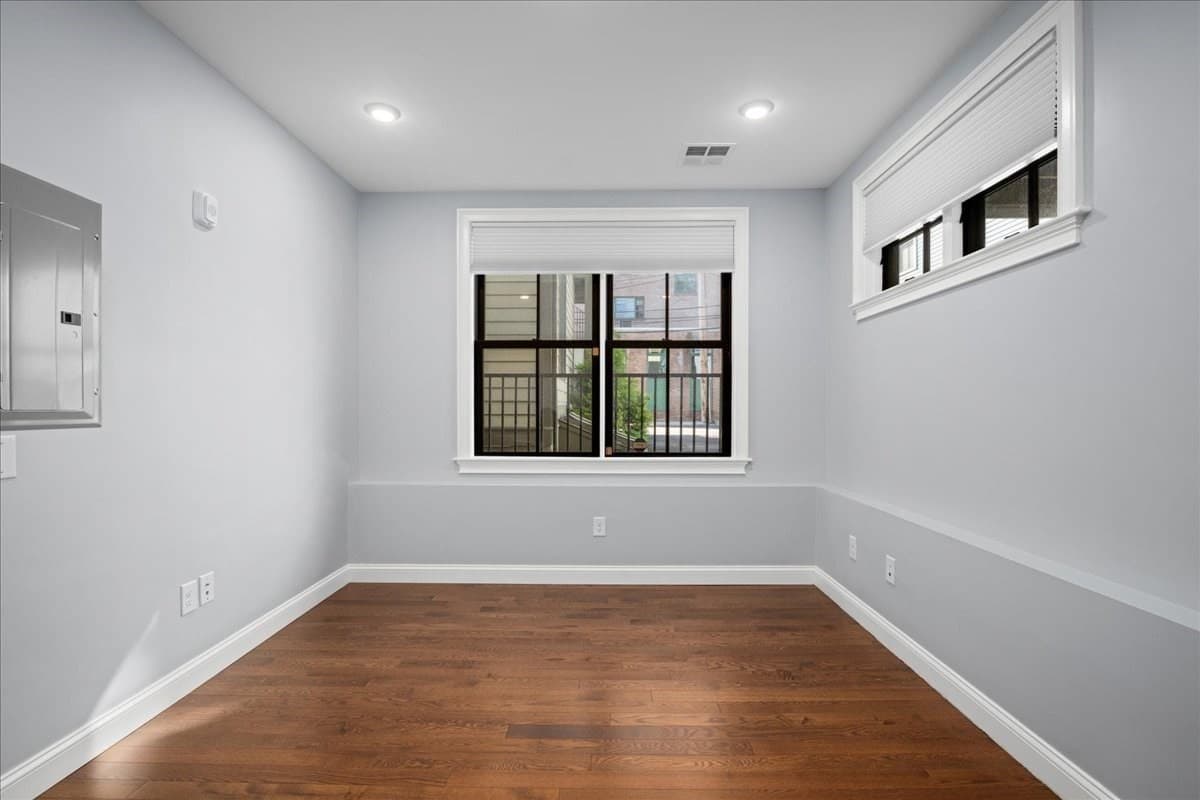 Condominium at 104 Beacon St # 2, Somerville MA 02143, photo 11 of 26