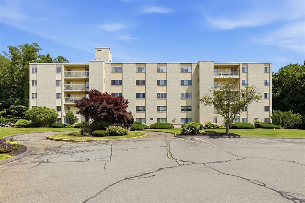 300 Park Terrace Drive # 358, Stoneham MA 02180