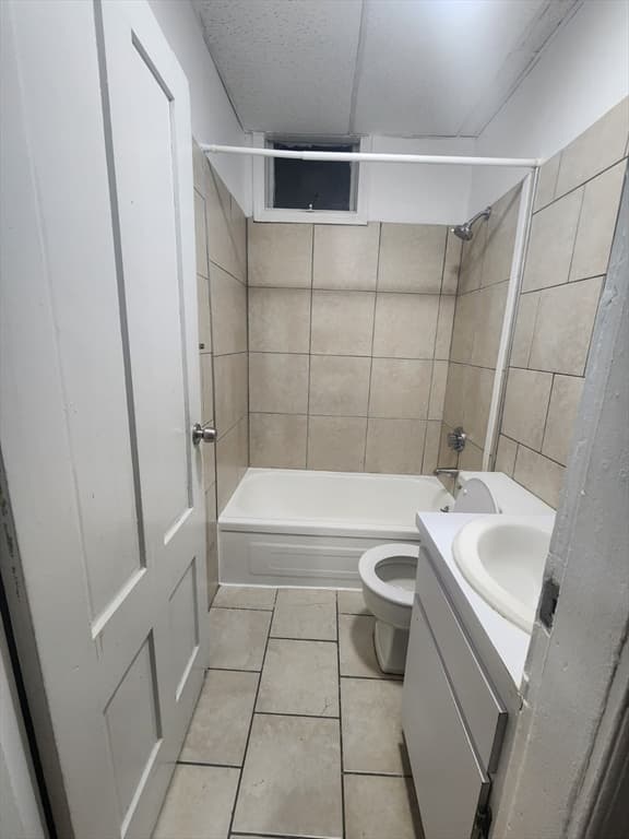 12 Whitney, Worcester MA 01610 photo 3