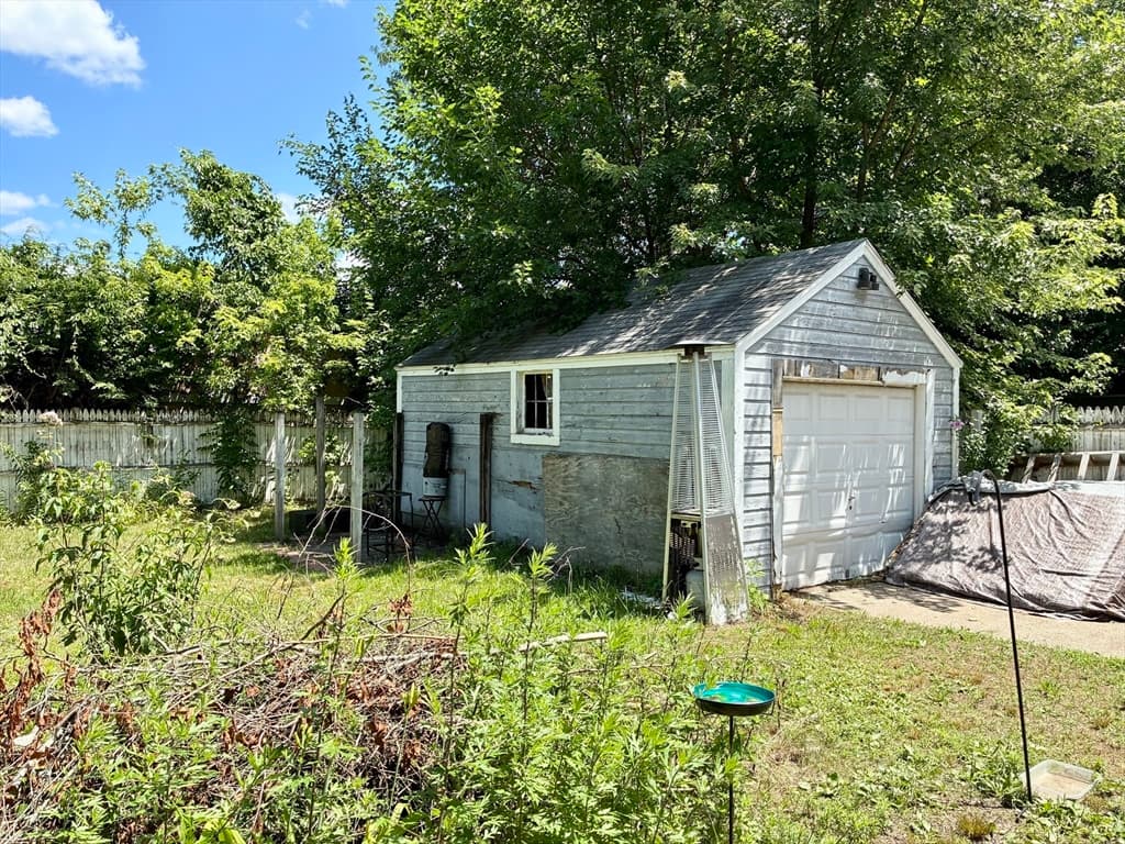 73 Prentice St, Springfield MA 01104 photo 31