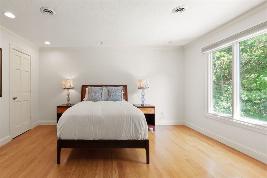 48 Castle Dr, Sharon MA 02067 photo 22